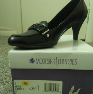 Mootsies tootsies sz 7 in box
